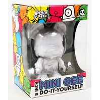 Melting Bear Toy2R DIY 5" Mini Qee -White Edition-