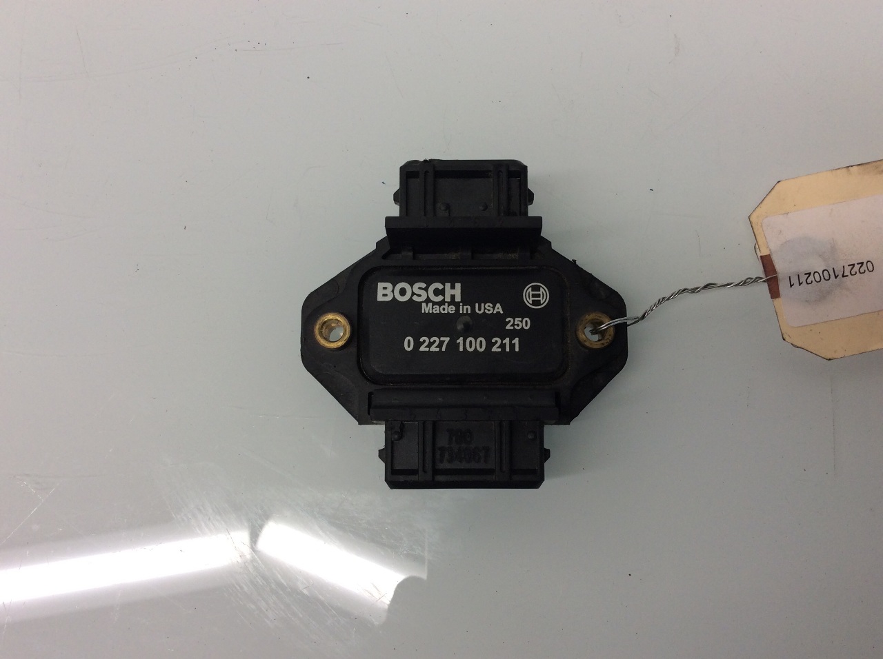 1998 1999 2000 Audi A4 Volkswagen Passat ignition control module 1.8t 0227100211