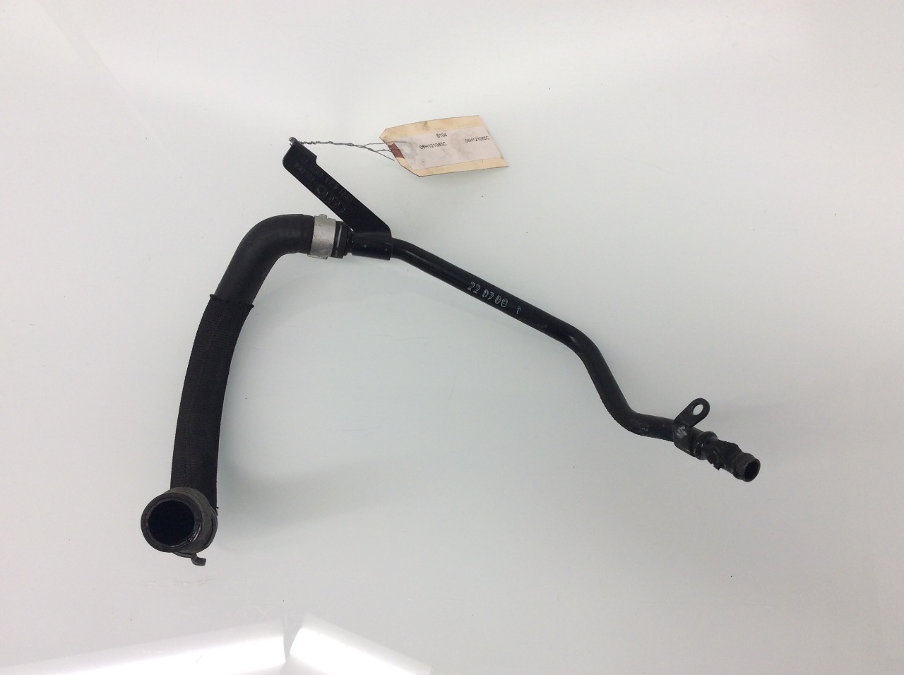 2009 2010 2011 2012-2015 Audi A4 A5 radiator coolant pipe tube 2.0t 06H121085C