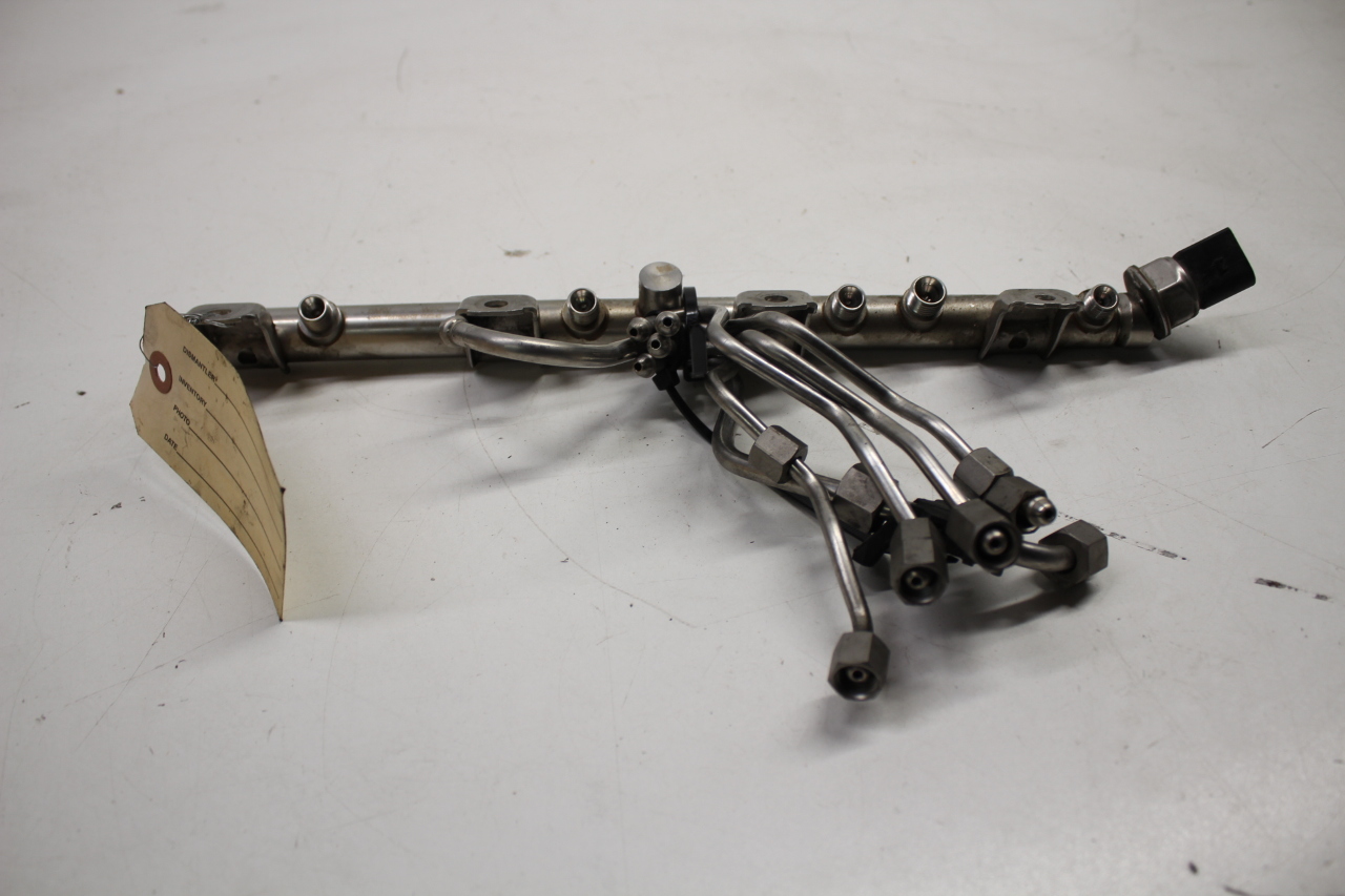 2011 2012 BMW 750i Fuel Injection Rail Pressure Sensor 7537319 OEM