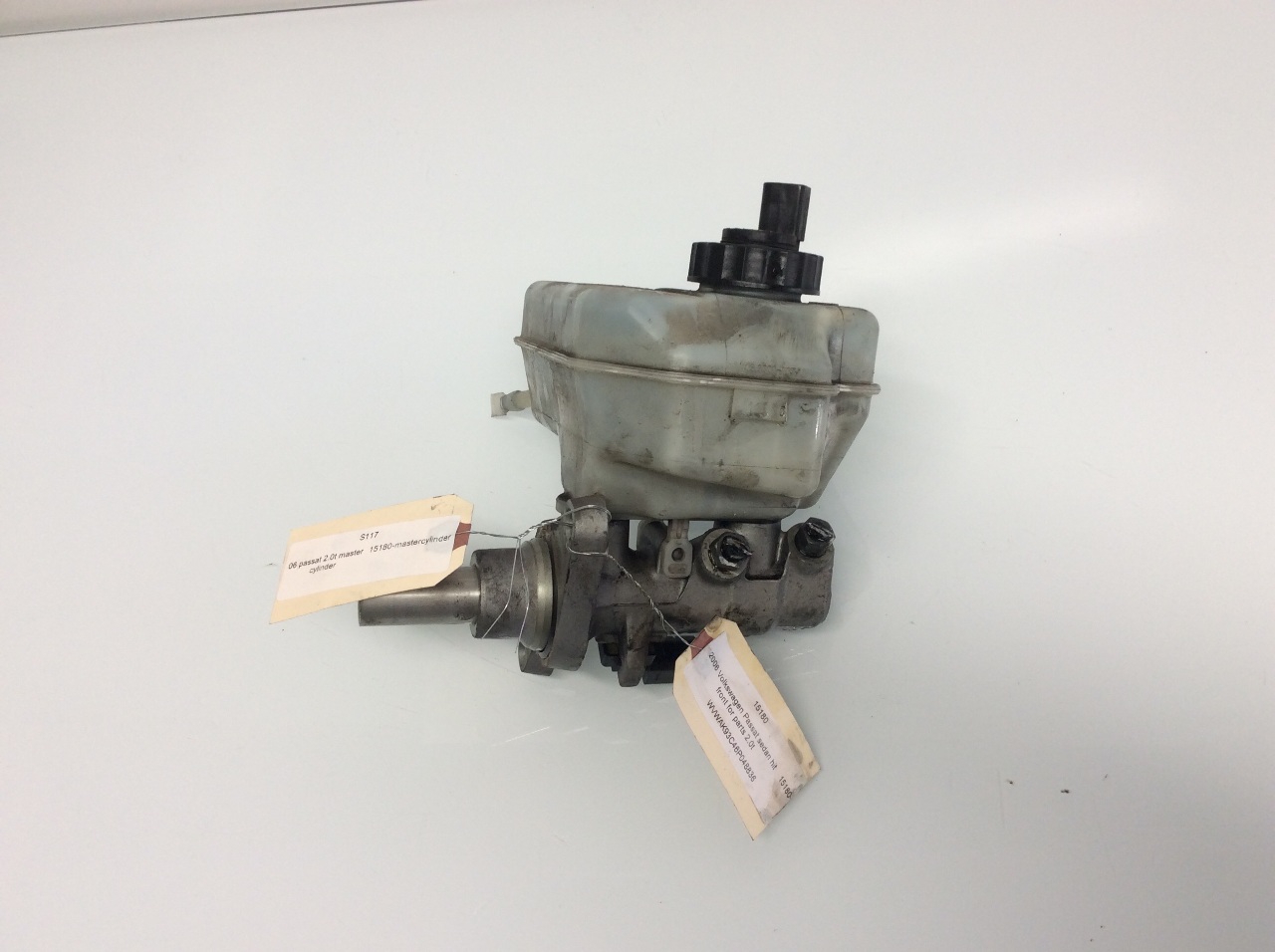 2006 20007 2008 Volkswagen Passat brake master cylinder 2.0t