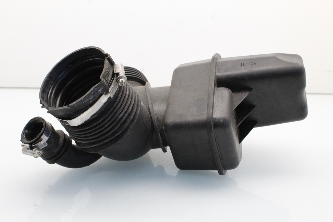 2003 2004 2005 BMW 525i 530i Air Intake Boot Hose Pipe Duct 7521035 OEM