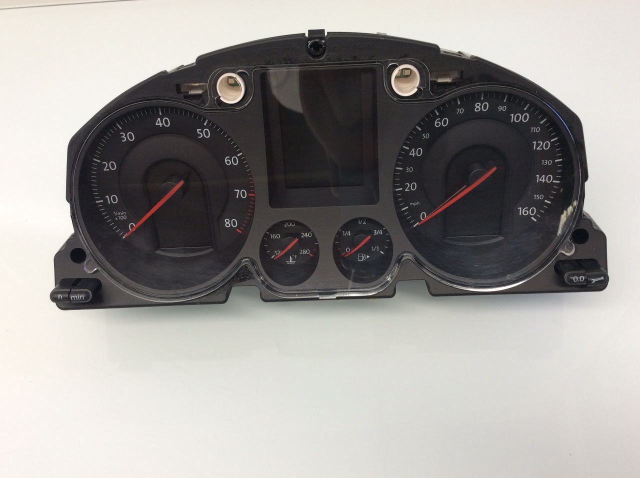 2008 Volkswagen Passat Speedometer Instrument Cluster OEM