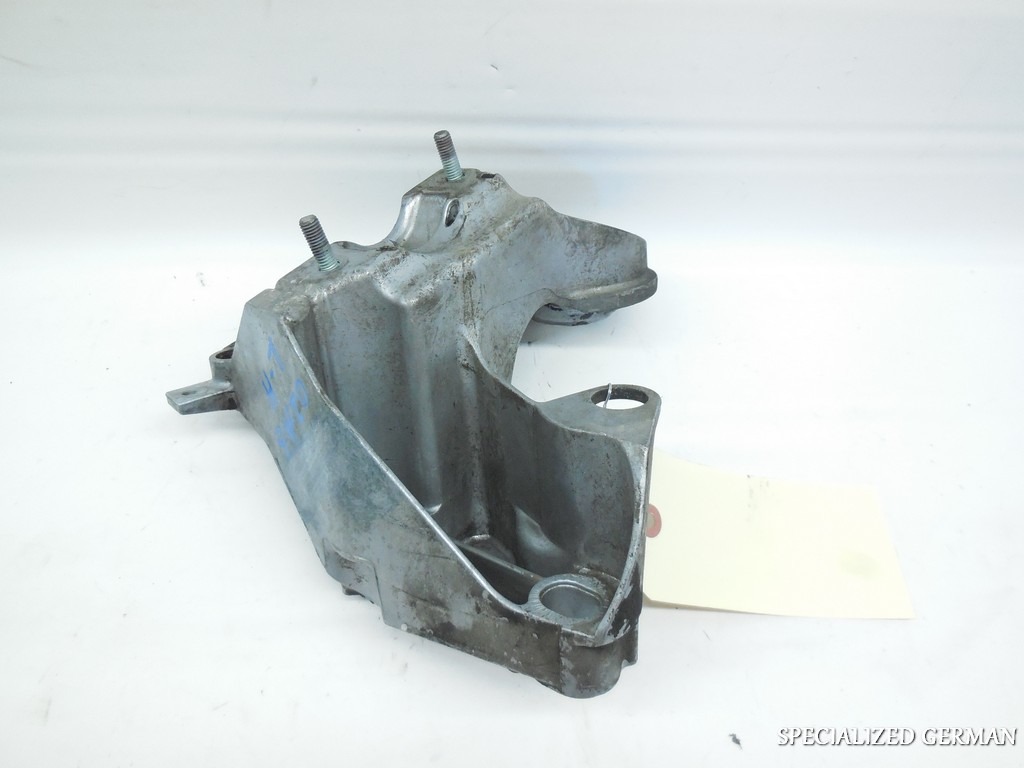 2000 2001 2002 2003 2004 Audi A6 Engine Motor Mount Sway Bar Bracket Right OEM