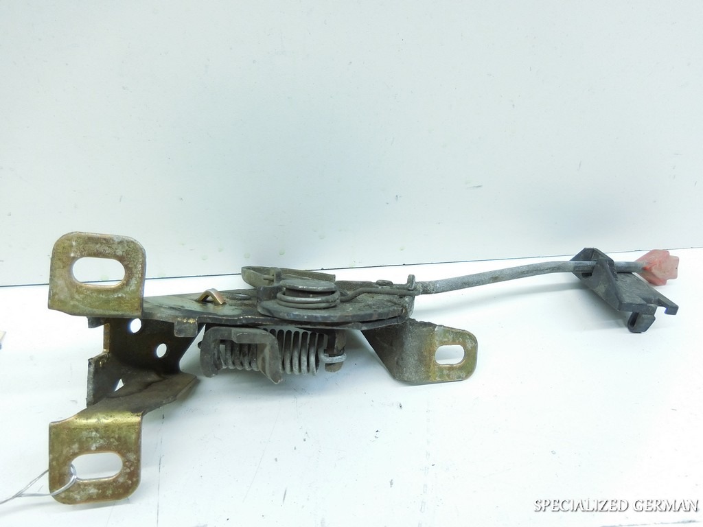 1993 1994 1995 Volkswagen Eurovan rear coil spring bushing packing pad 701511147 OEM