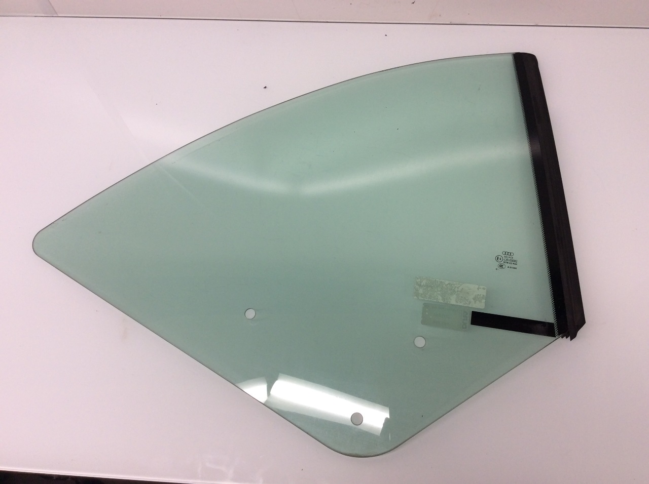 2004 2005 2006 2007 2008 2009 Audi A4 S4 cabriolet right quarter glass 8H0845300 OEM