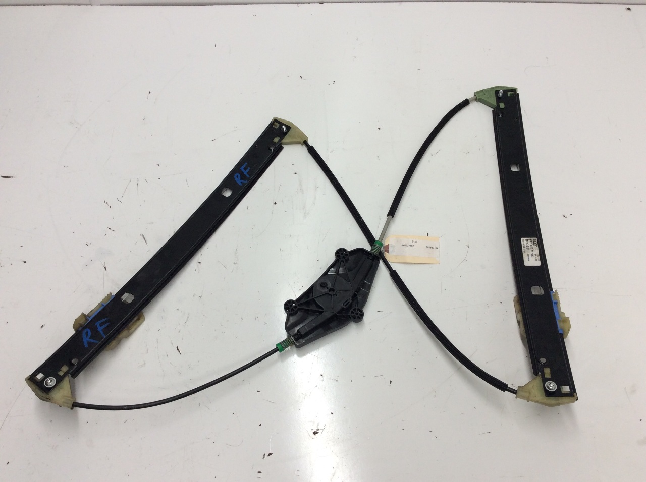 2009 2010 2011 Audi A4 S4 right front window regulator 8K0837462 used oem OEM