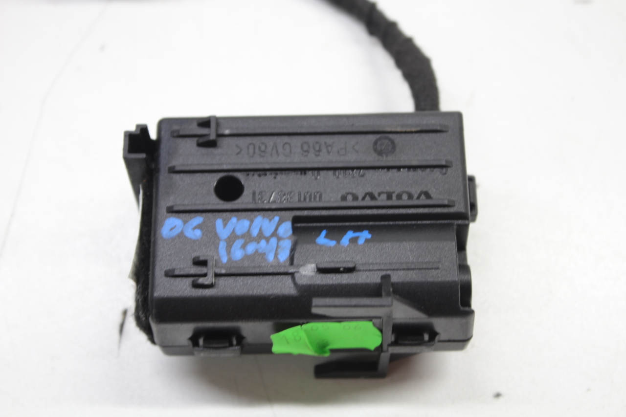 2006-2013 Volvo C70 Left Front Driver Interior Door Latch Module - 9466579 OEM