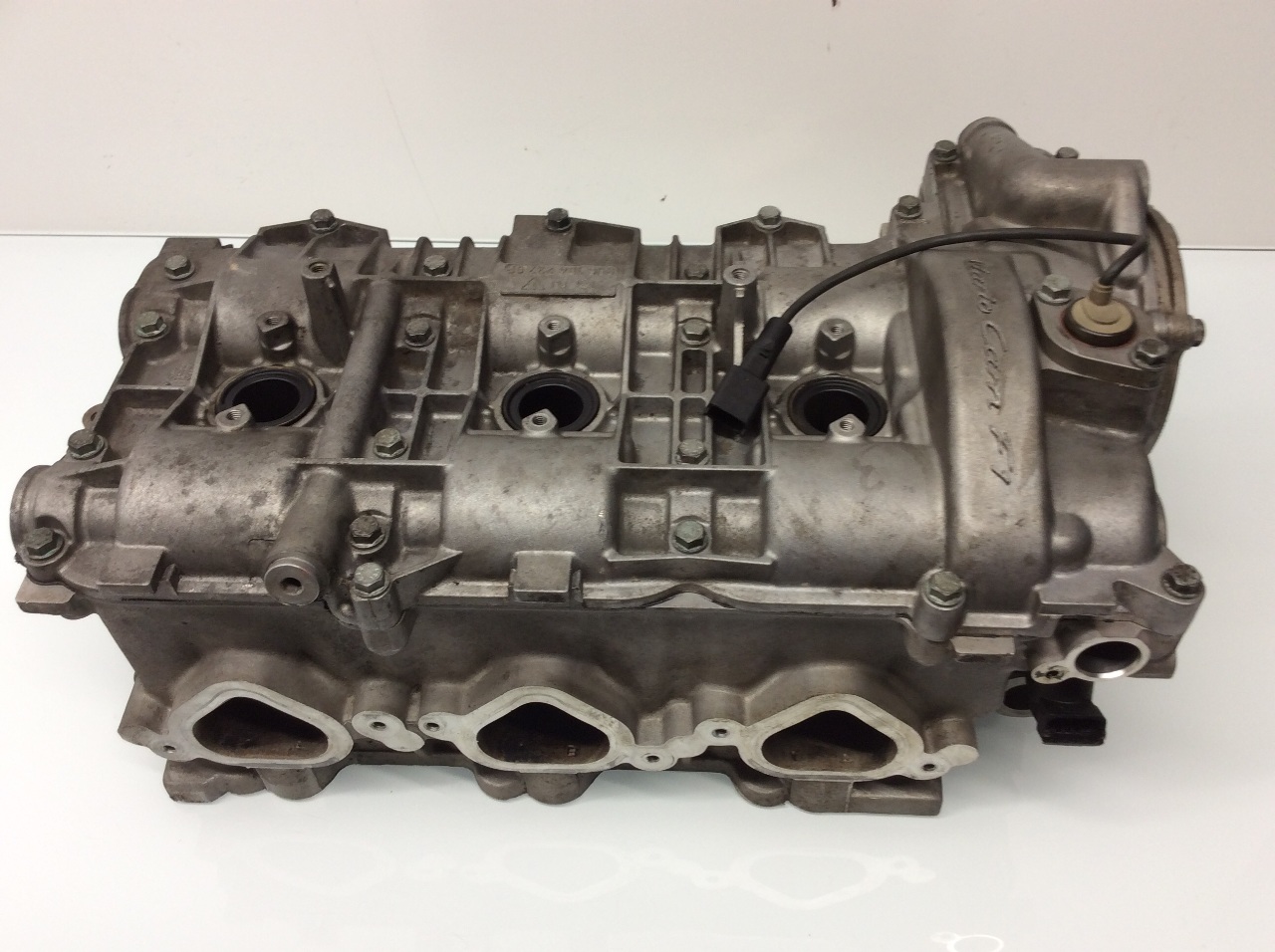 2000 2001 2002 Porsche Boxster cylinder head 2.7 4-6 cyl complete 9961046710R OEM