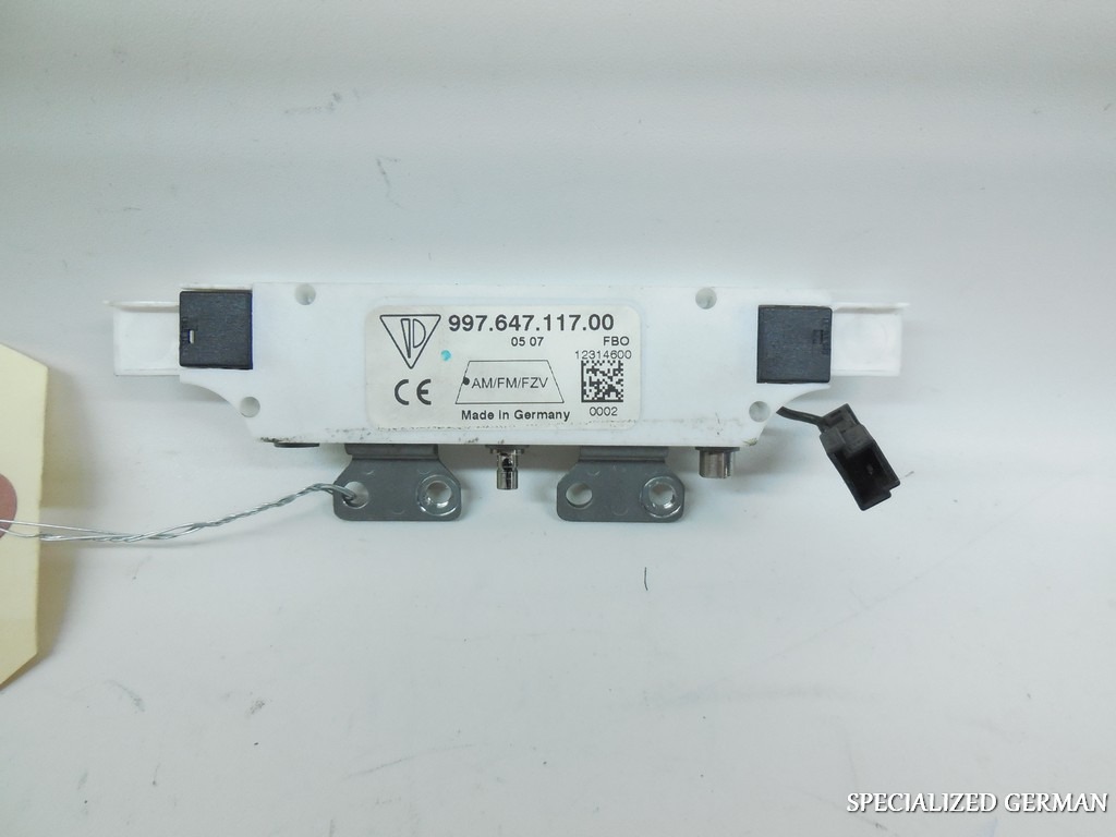 2005 2006 2007 2008 Porsche 911 997 Antenna Booster 99764711700 OEM