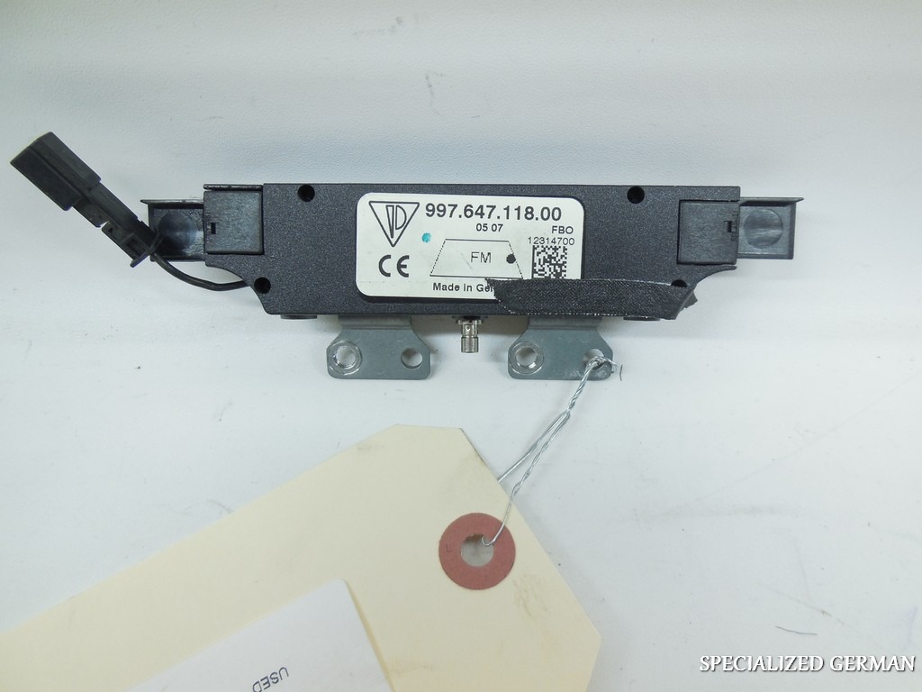 2005 2006 2007 2008 Porsche 911 997 Antenna Booster 99764711800 OEM