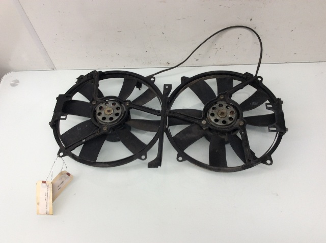 Mercedes Benz C220 C280 CLK430 CLK55 Radiator Cooling Fans A0015001293 OEM