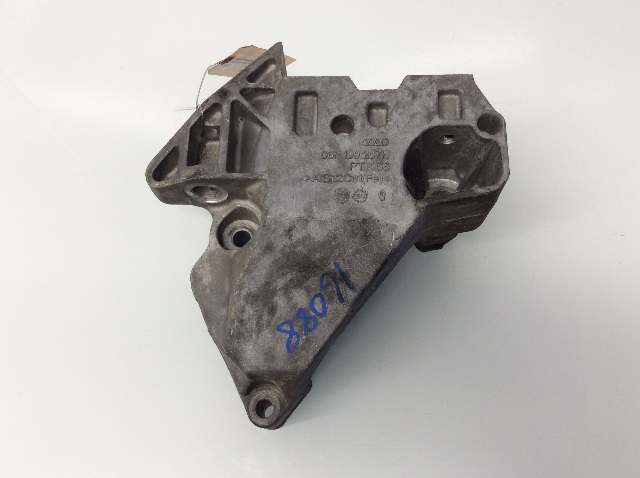 2006 2007 2008 Volkswagen Passat Engine Support Bracket 06F11999207H