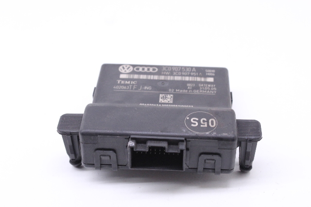 Can-Bus Gateway Module 2006 Volkswagen Passat Sedan Gas 3C0907530A OEM