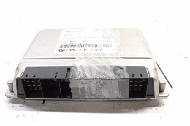 2001-2002 BMW 540i M62 Engine Computer Module ECU ECM DME OEM