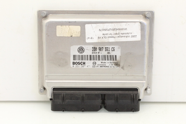 Engine Computer Module ECU ECM DME 2002 Volkswagen Passat GLX Sedan 4dr 2.8 OEM
