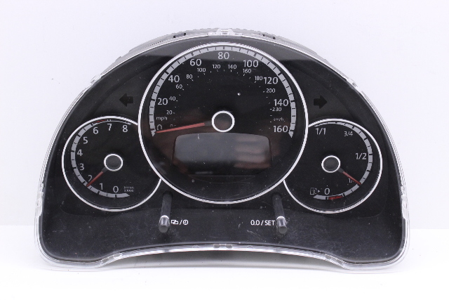 2013 Volkswagen Beetle Speedometer Instrument Cluster OEM