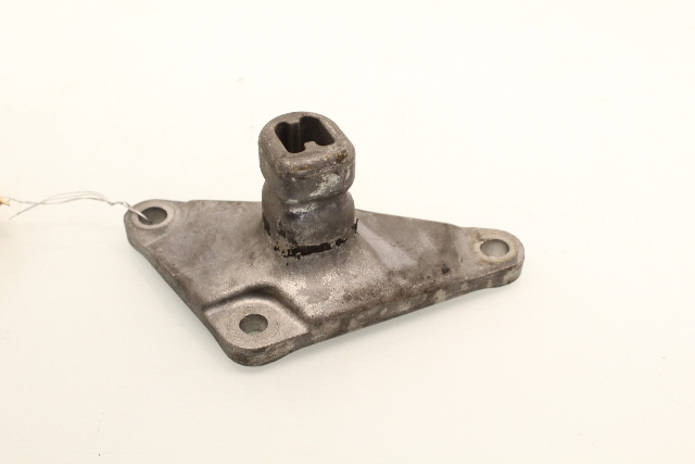 Engine Motor Mount Bracket 2007 Audi A4 Non Quattro Sedan Base 3.2 OEM