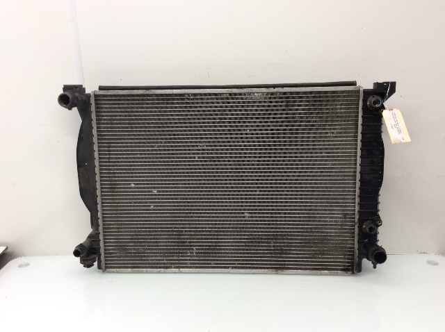 2003 2004 2005 2006 Audi A4 Quatttro 3.0L Radiator 8E0121251S OEM