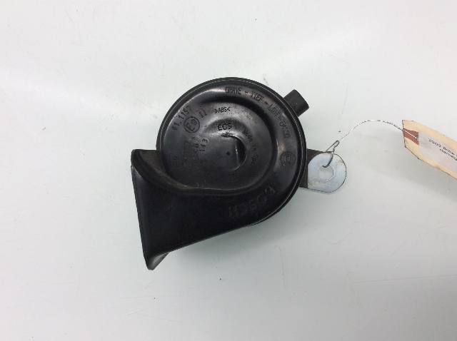 2001 2002 2003 BMW 530i E39 Low Note Tone Horn