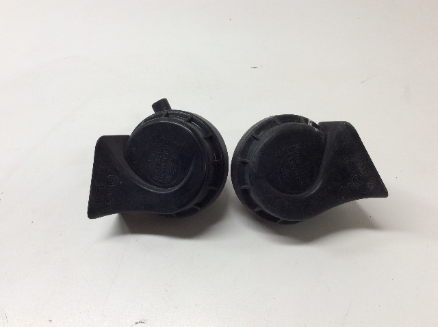 1997 1998 1999 2000 2001 2002 2003 2004 Porsche Boxster Aftermarket Horn Pair