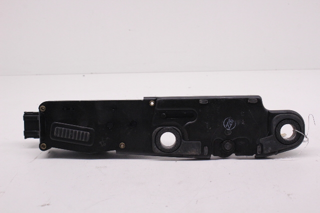 2006 2007 2008 2009 2010 Volkswagen Passat Wagon Trunk Lid Striker Latch Lock OEM