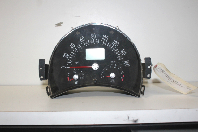 2003 Volkswagen Beetle GLS Convertible Speedometer Instrument Cluster OEM