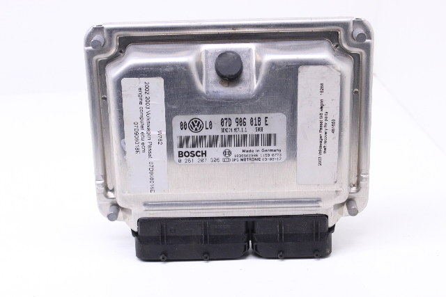 2002 2003 Volkswagen Passat 4.0 Engine Computer Module ECU ECM DME 07D906018E