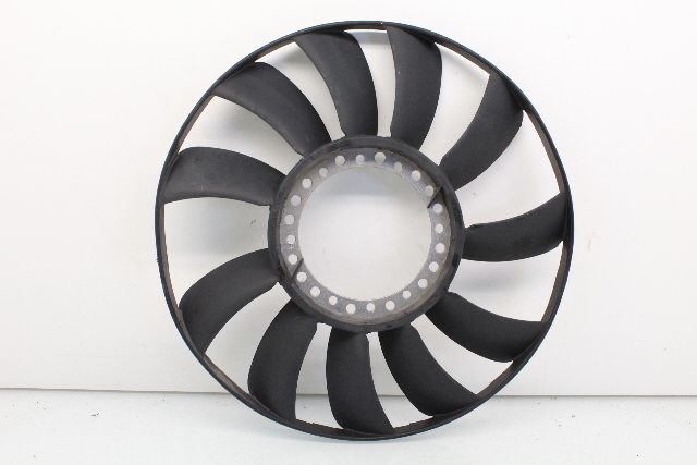 2003 Volkswagen Passat Wagon GLS Radiator Fan Blade 058121301B