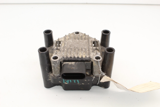 1998-2001 Volkswagen Beetle 2.0 Ignition Coil Pack - 032905106B