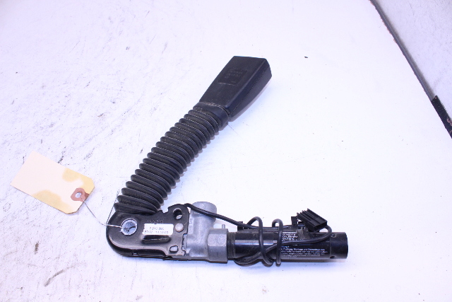 2006 BMW 650i Convertible E64 Front Right Seat Belt Buckle OEM