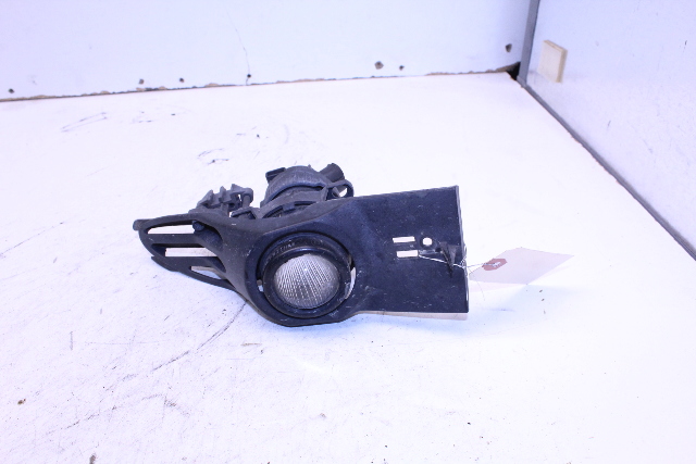 2004 BMW 745i Sedan E65 4-Door 4.4 front Left Driver Fog Light Lamp OEM