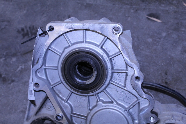 2001 2002 2003 BMW 325Xi 330Xi AWD Transfer Case OEM