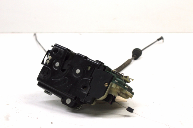 1999 2000 2001 - 2011 Volkswagen Jetta Right Rear Door Lock Actuator Assembly