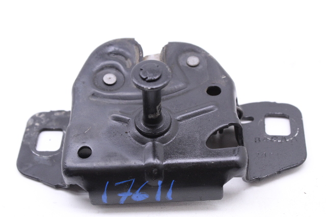 2010 Volkswagen Routan SEL Premium Mini Passenger Van 4dr 4 Gas Hood Latch OEM