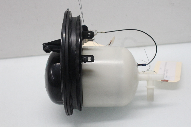 2011 2012 2013 2014 2015 2016 Porsche Cayenne Turbo 4.8 Fuel Pump Flange OEM