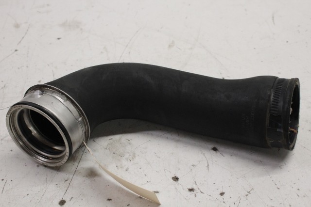 2009 Volkswagen Passat Komfort Sedan Intercooler Pipe Hose 3C0145832M OEM