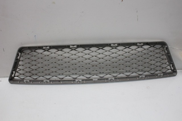 2010 Bmw 335i Coupe 3.0 Gas Turbo Center Lower Bumper Grille 51117175298 OEM