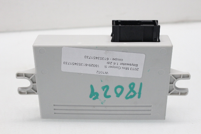 2010 2011 2012 2013 2014 Mini Cooper Countryman Theft Locking Control Module - 61353451733 OEM