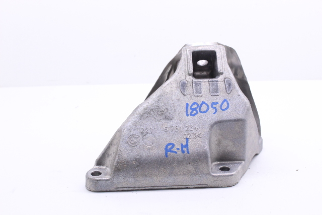 2012 2013 2014 2015 2016 BMW 528i N20 Engine Motor Mount Bracket Right OEM