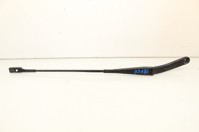 2013 Audi A4 Quattro Sedan Right Windshield Wiper Arm 8K1955408 OEM