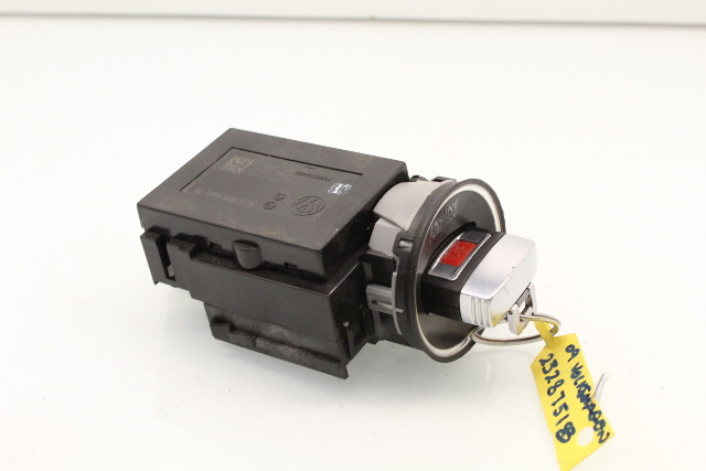 2009 Volkswagen Passat CC Ignition Switch With Key OEM