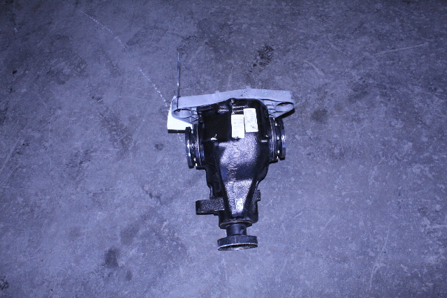 2000 2001 2002 2003 BMW M5 E39 Rear Differential Carrier 3rd Member OEM