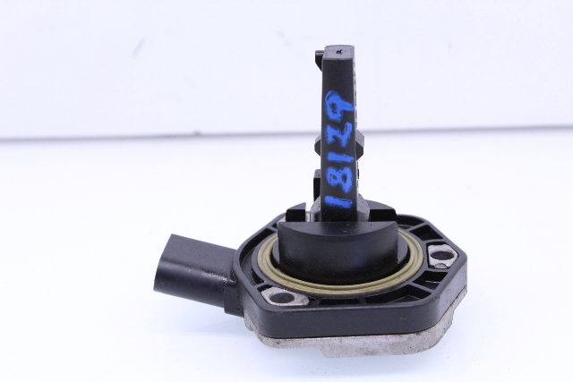 Engine Oil Level Sensor 2005 Audi Allroad Quattro Wagon Base 2.7 Gas 1J0907660C OEM