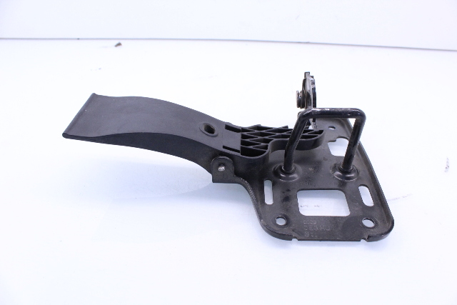Hood Release Lever 2014 Audi A4 Non Quattro Sedan Base 2.0t Gas 8T0823480 OEM