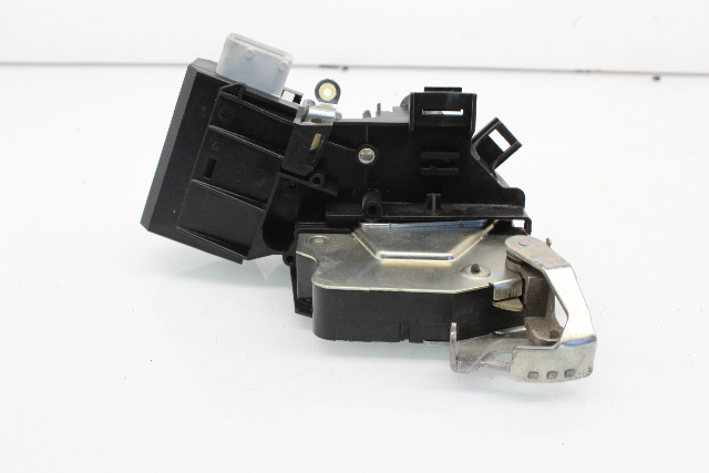 2001 2002 2003 Bmw 525i 530i 540i E39 Front Door Latch Lock Right 8235126 OEM