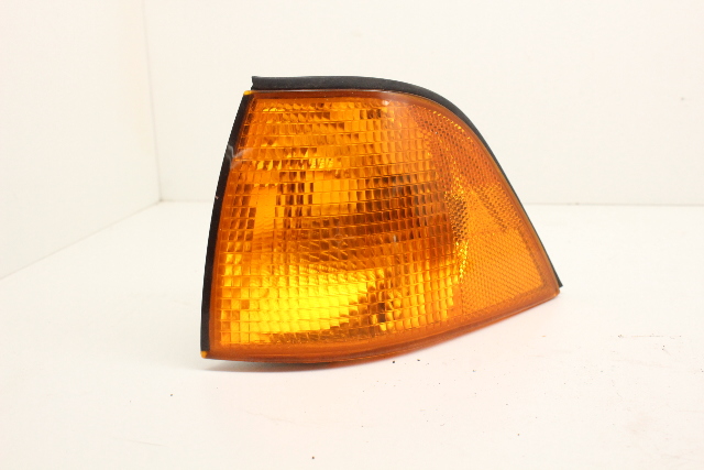 1996 1997 1998 BMW 328i M3 Fender Turn Signal Marker Light Left OEM