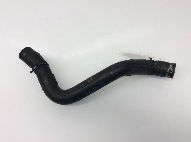 2008 2009 200 Volkswagen Beetle 2.5L Upper Radiator Hose OEM