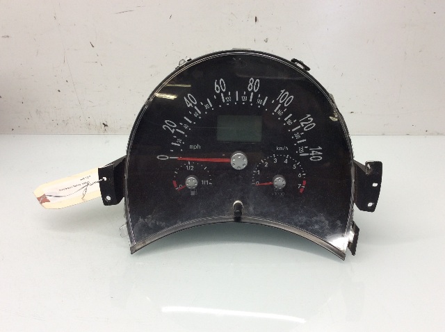 2004 2005 Volkswagen Convertible 2.0L 6 Speed AT Speedometer OEM