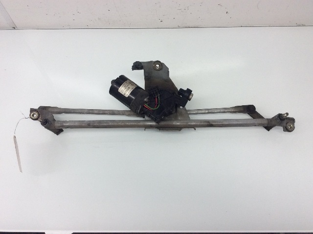 1999 2000 - 2002 Volkswagen Cabrio Convertible Windshield Wiper Motor 1H1955603 OEM